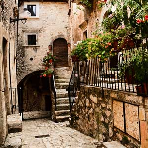 Private tour , Santo Stefano di Sessanio, charming village, Abruzzo
